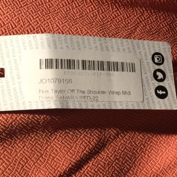 Plus Off The Shoulder Wrap Midi Dress - Picture 4 of 4